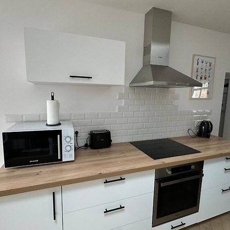 Appartement En Centre-Ville - Local Velos Disponible Mayenne Exterior photo