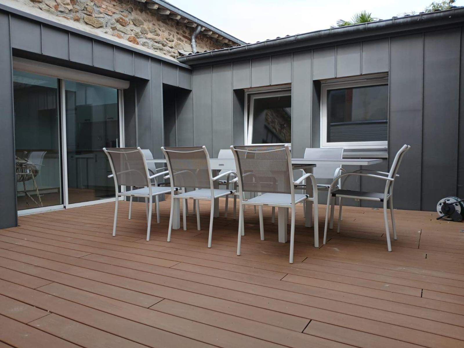 Appartement En Centre-Ville - Local Velos Disponible Mayenne Exterior photo