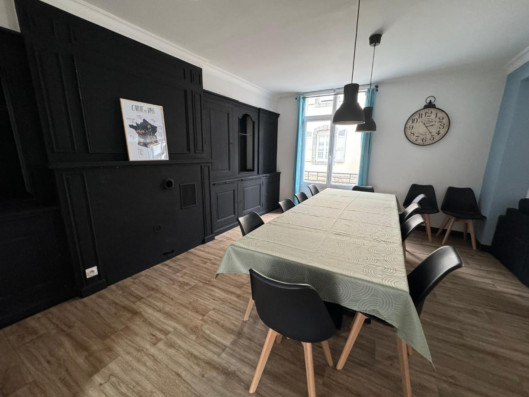 Appartement En Centre-Ville - Local Velos Disponible Mayenne Exterior photo