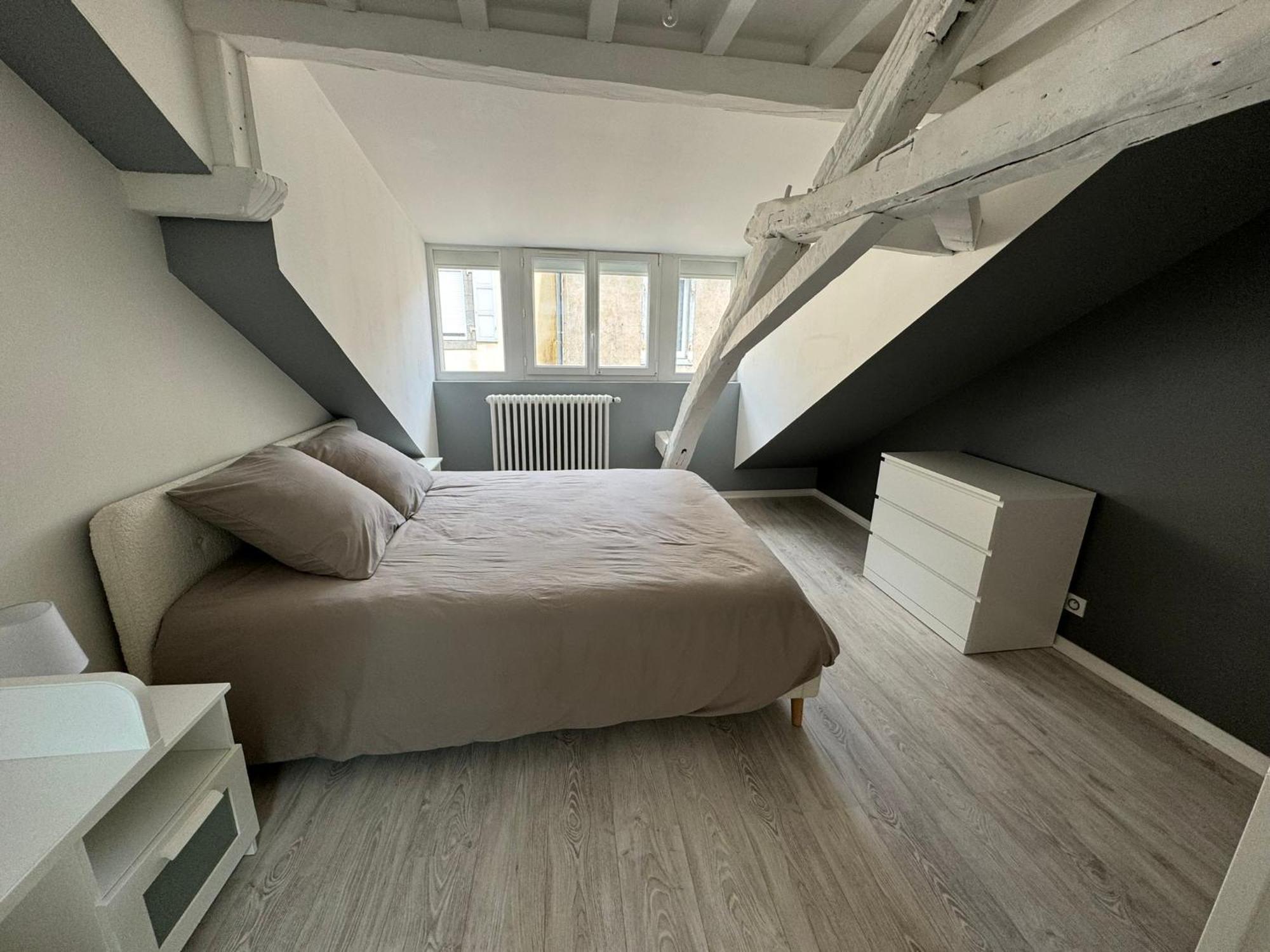 Appartement En Centre-Ville - Local Velos Disponible Mayenne Exterior photo