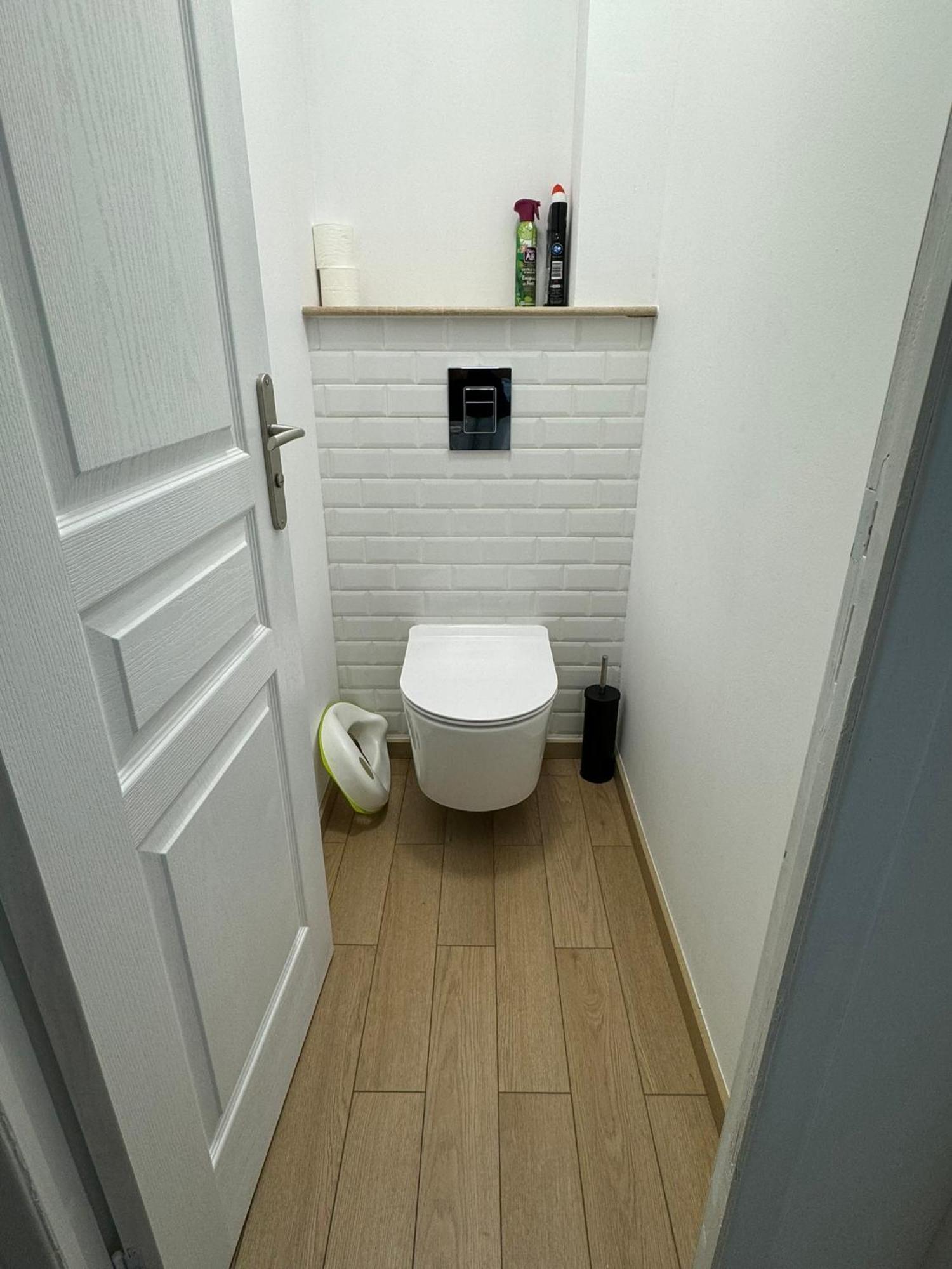 Appartement En Centre-Ville - Local Velos Disponible Mayenne Exterior photo